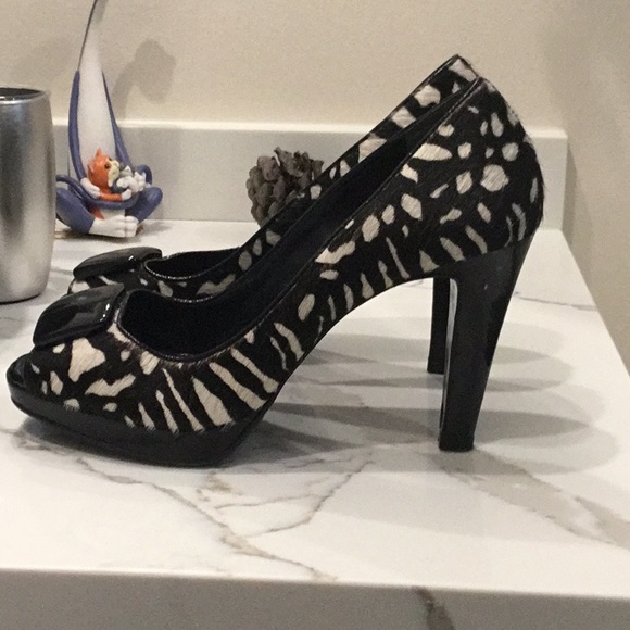 Ann Taylor Calf Hair Stillettos, size 7.5M - Picture 3 of 5